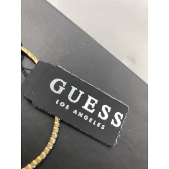 Guess Charm Bracelet ,Stretchy ,Heart Women's Bracelet - Brand New - Picture 4 of 4